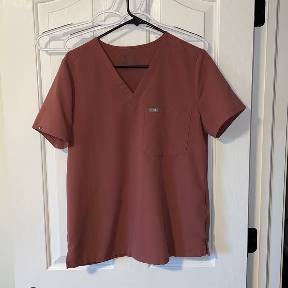 Figs Mauve 1 pocket scrub top MEDIUM